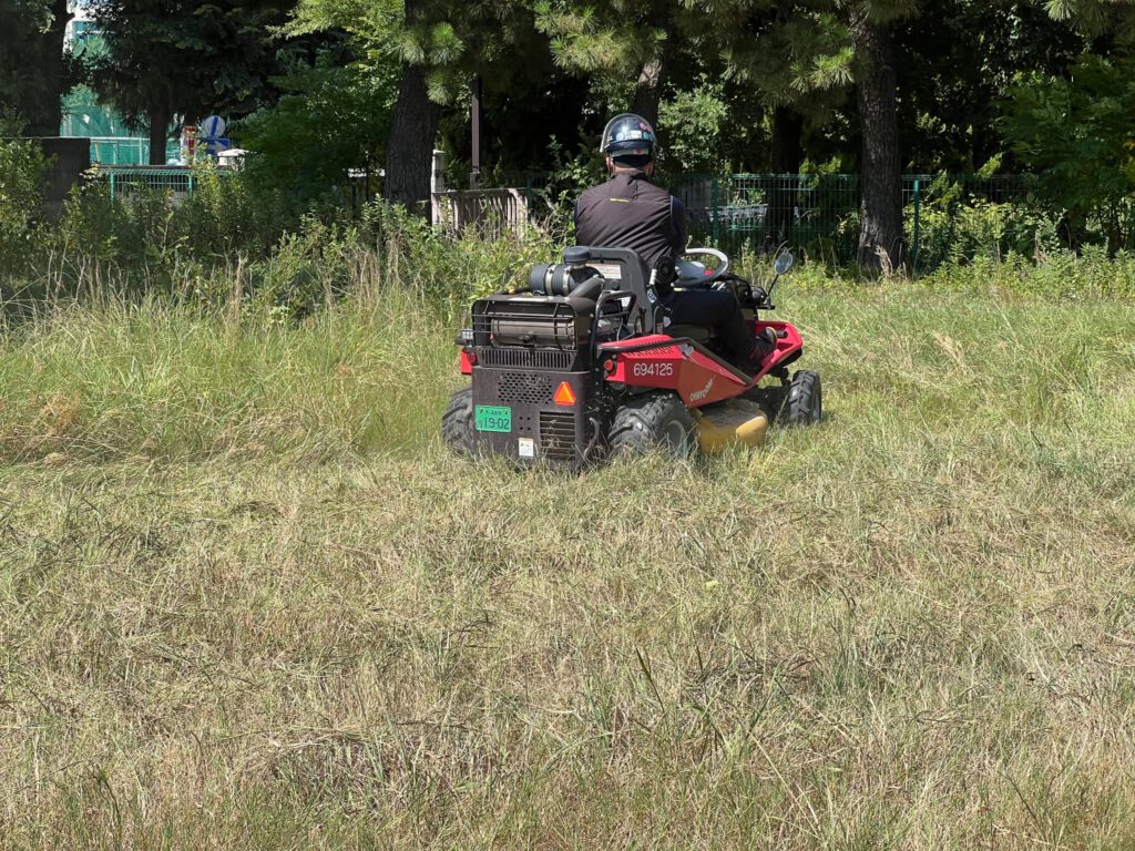 大規模除草工事